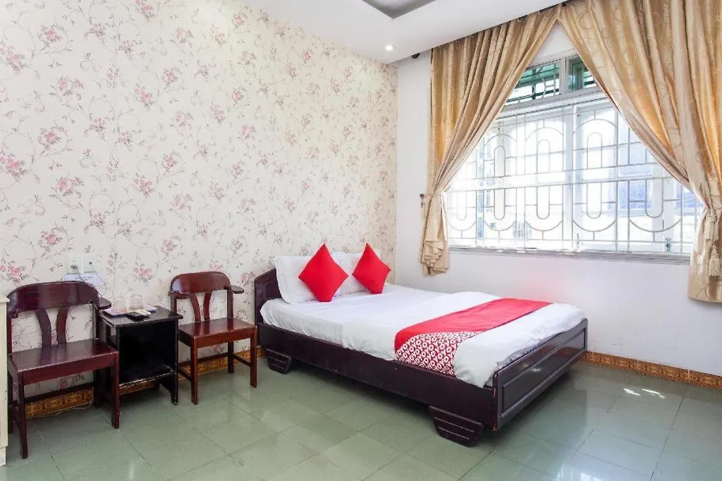 Oyo 553 Truong Giang Hotel Da Nang 2*,  Vietnam