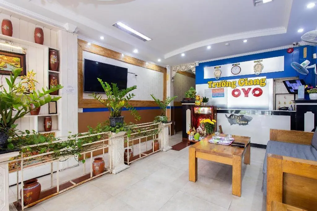 Oyo 553 Truong Giang Hotel Da Nang 2*,  Vietnam